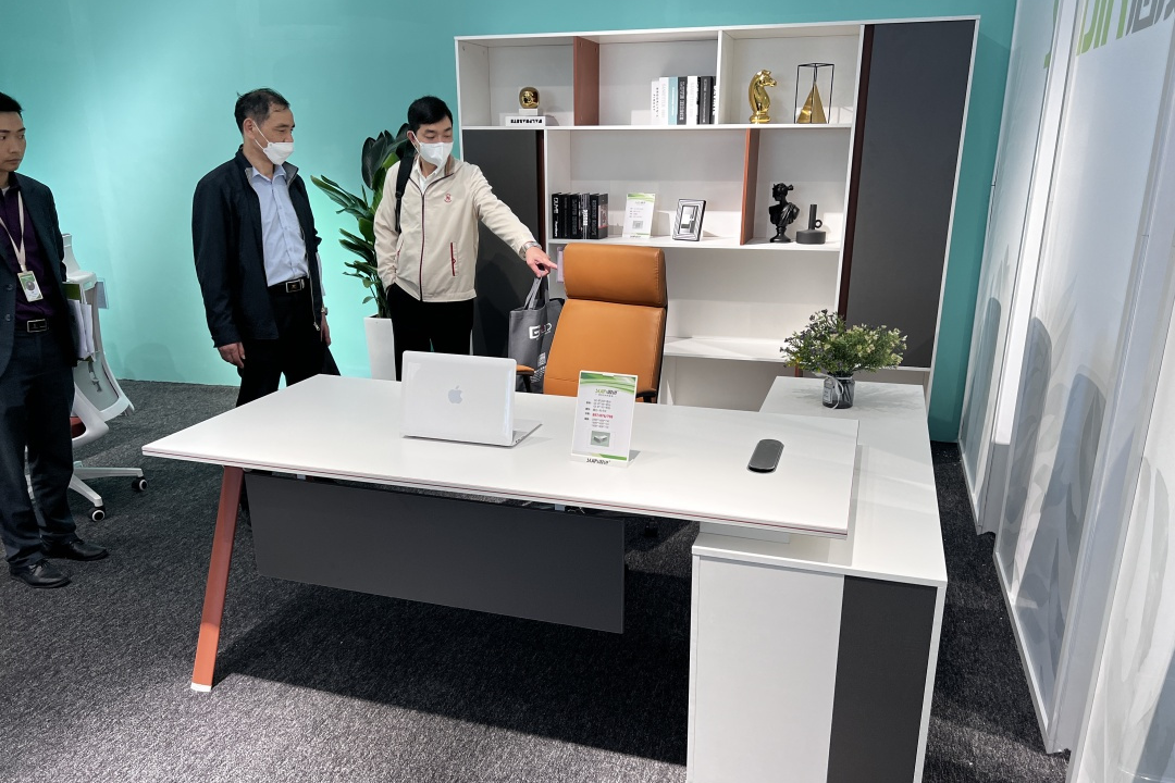 洞见价值 赋能新生|雷火手机平台开展广州家具展赋能分享会